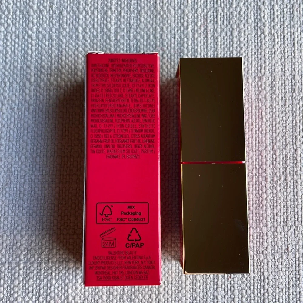 Valentino Rosso Valentino High Pigment Refillable Lipstick - 217A